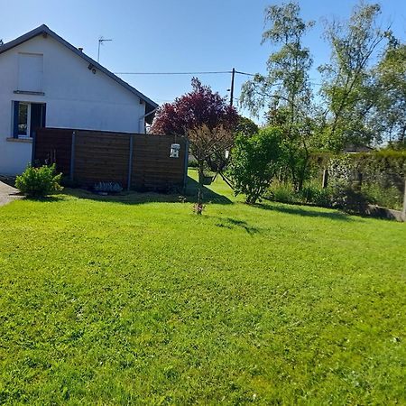 Bed and Breakfast Les Abelias Hauterive  Esterno foto